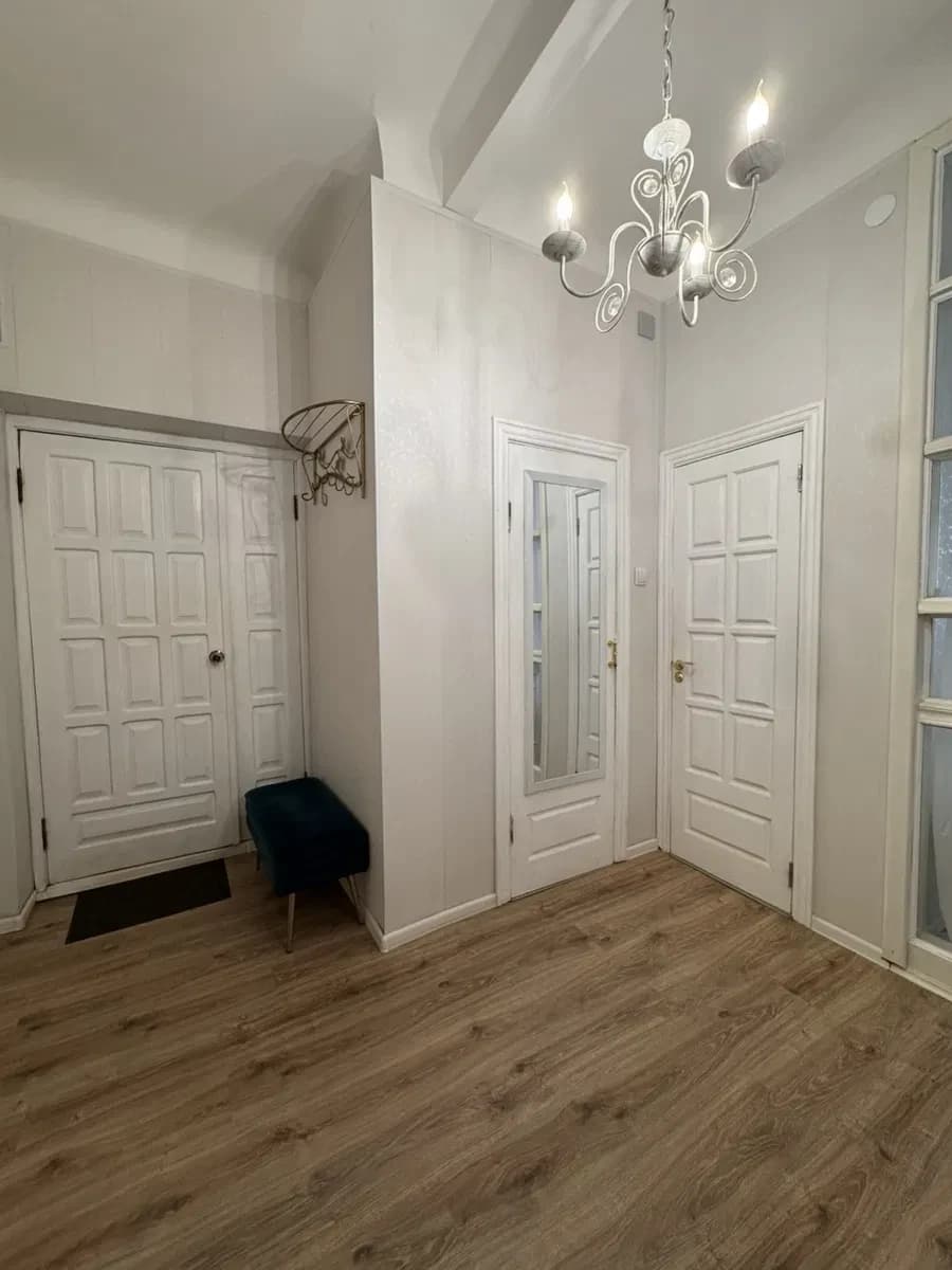 4-кімнатна квартира, Новомиколаївка: сучасний ремонт, автономне опалення - фото 3