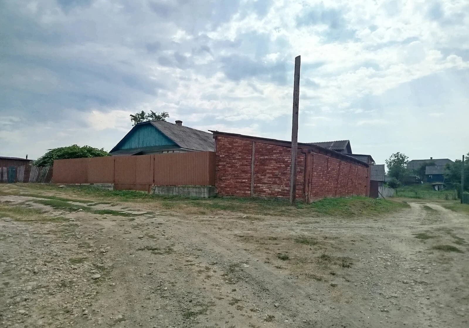 Частина будинку, Устя: брусові стіни, сарай - фото 2