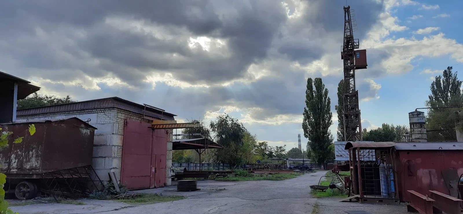 База, Долгинцевський: техніка, силоси 90/80/40 т - фото 3