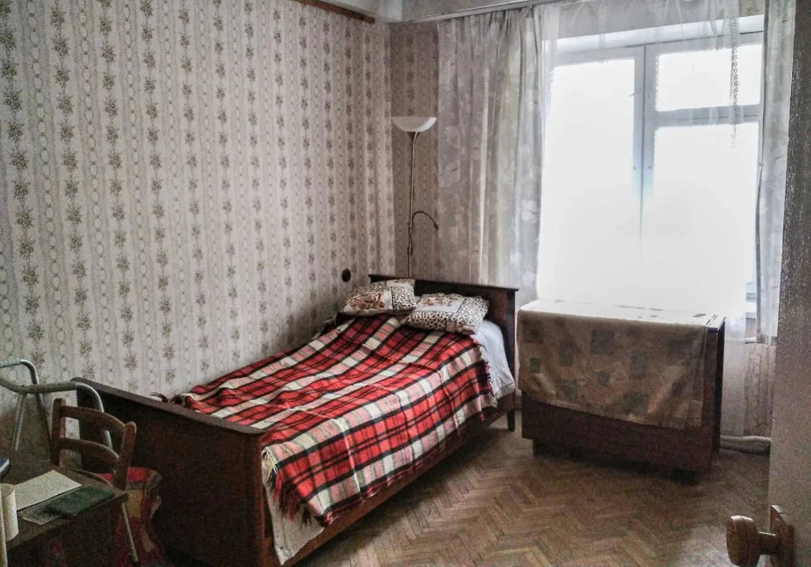 2-кімнатна квартира, Лівобережний Масив: метро Лівобережна, балкон - фото 3