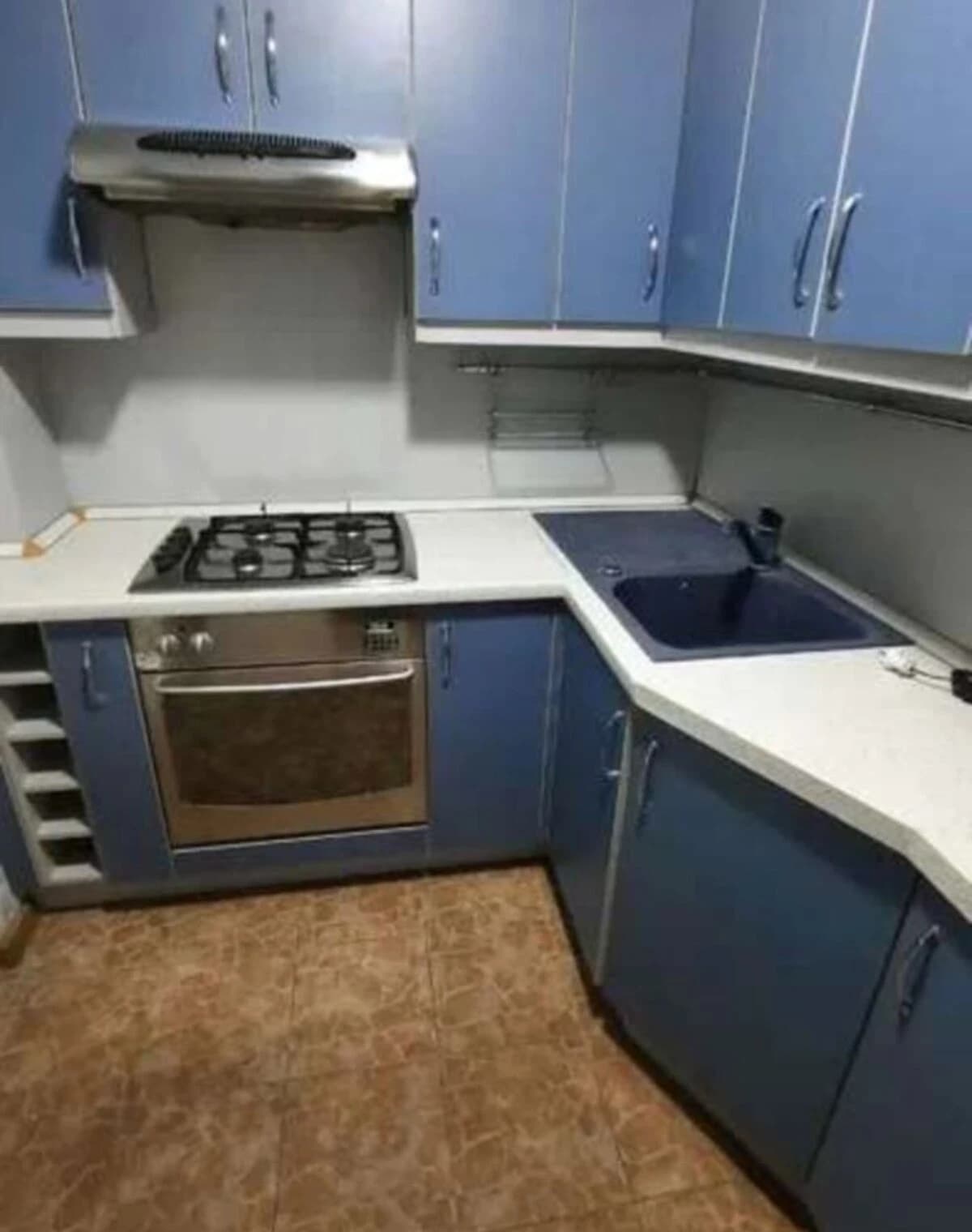 1-кімнатна квартира, Куренівка: газ без світла - фото 4