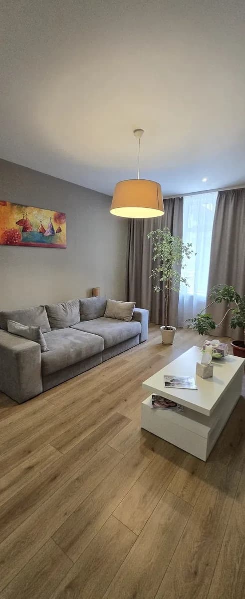 2-кімнатна квартира у ЖК Новопечерські Липки: євроремонт, охорона - фото 1