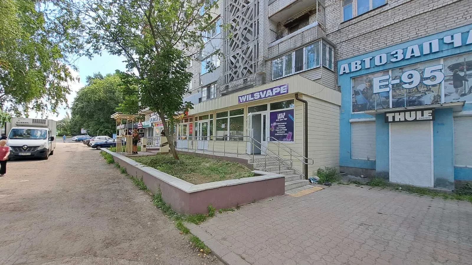 Приміщення, Комунарський: фасадне, окремі входи, великий трафік людей - фото 3