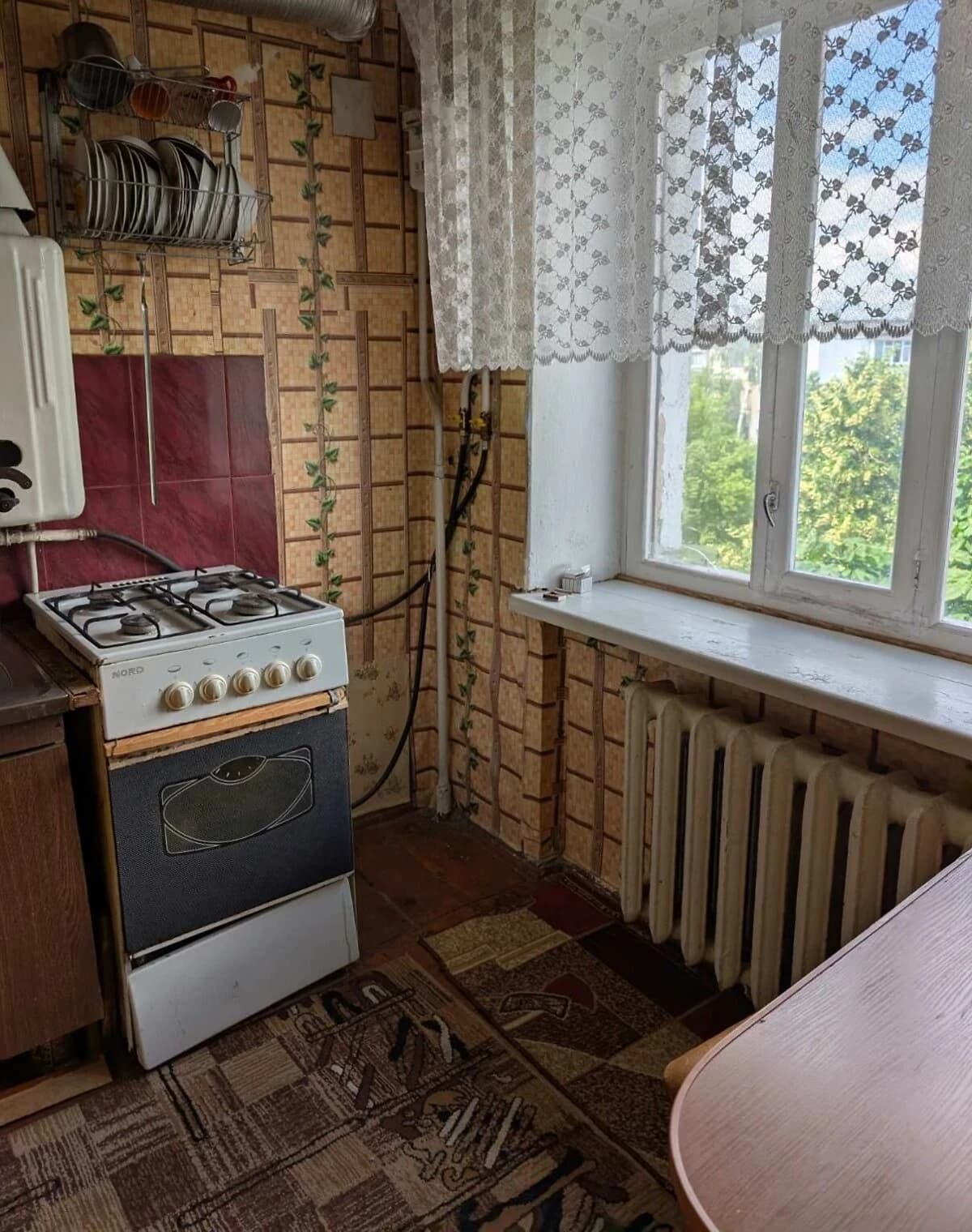 2-кімнатна квартира, Шостка: цегляний будинок, балкон - фото 3