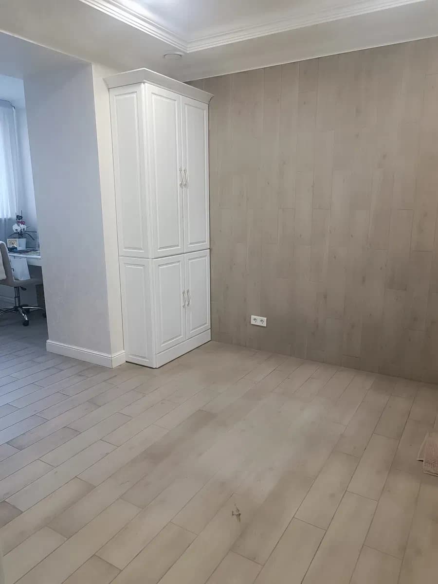 Приміщення, Виставка: сучасний ремонт, кабінетна система, фасадне - фото 3