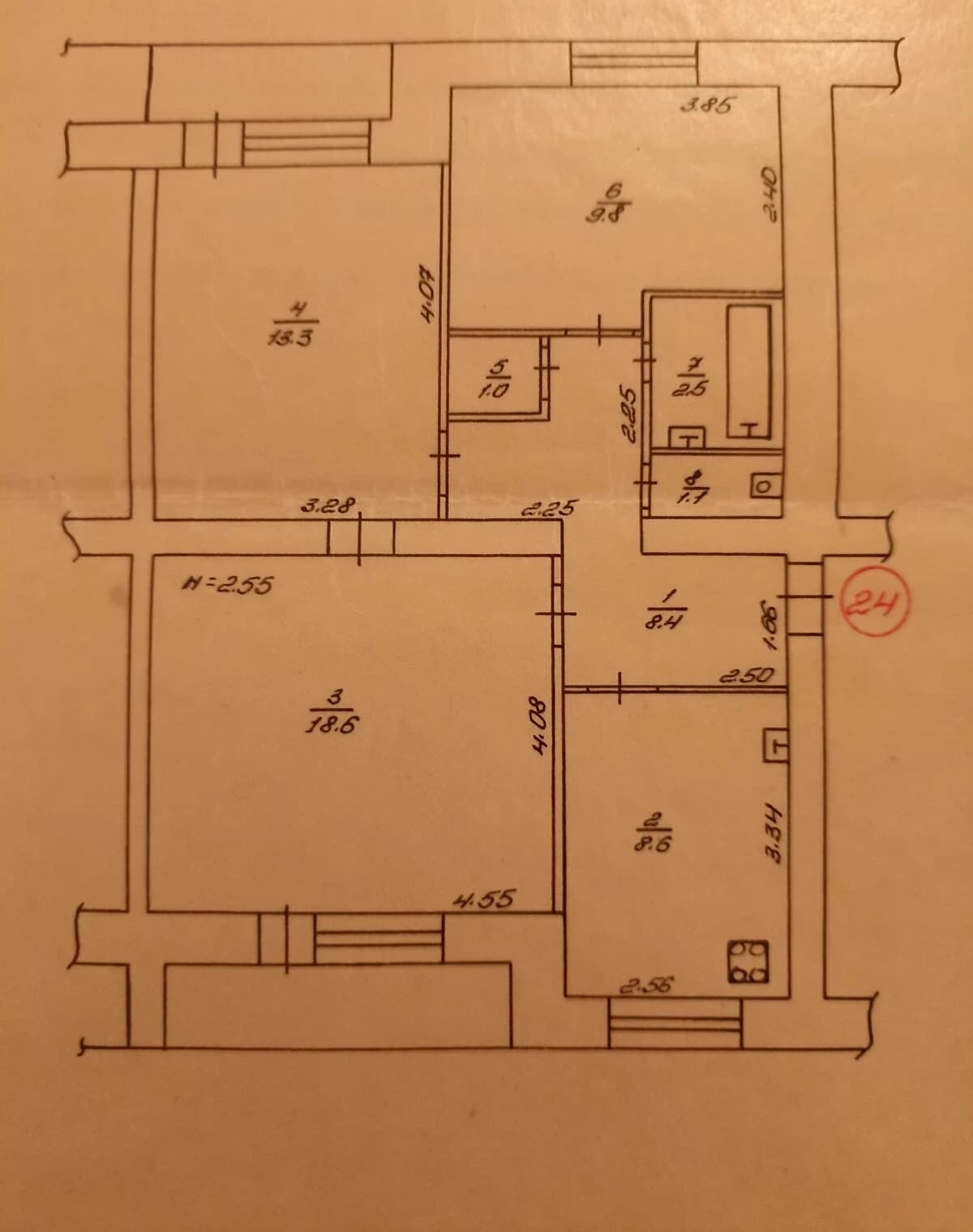 3-кімнатна квартира, Конотоп: цегляні стіни, балкон - фото 1