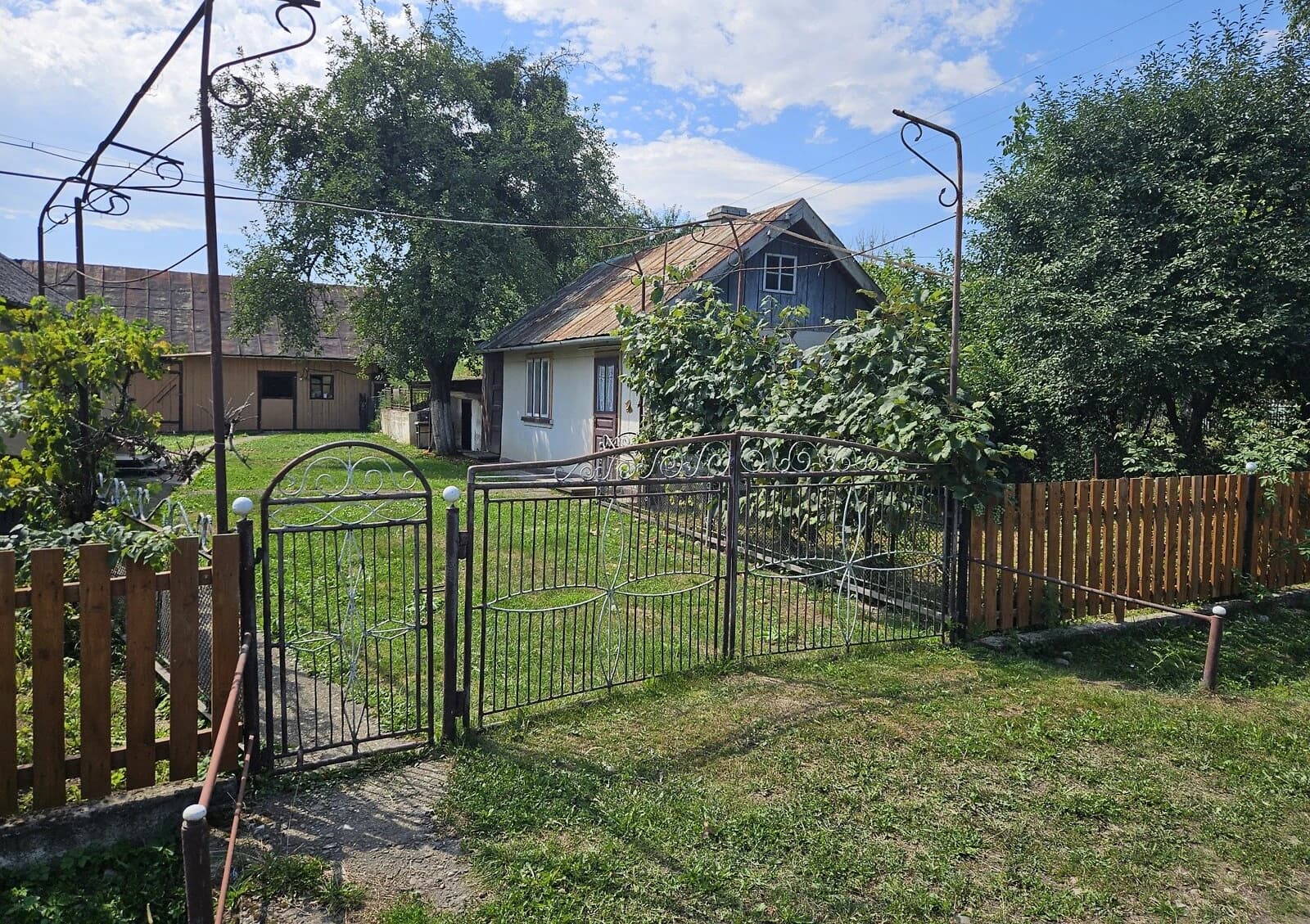 Будинок, Студінка: гараж із підвалом, 25 соток, криниця - фото 2