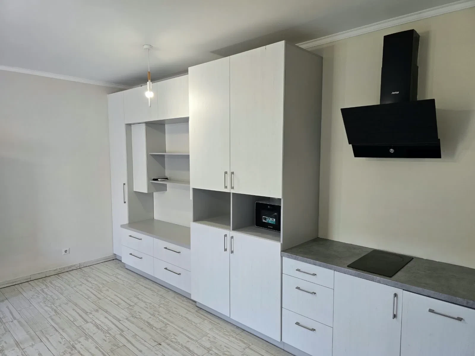 1-кімнатна квартира у ЖК Сучасний: новобудова, кухня 20 м² - фото 5