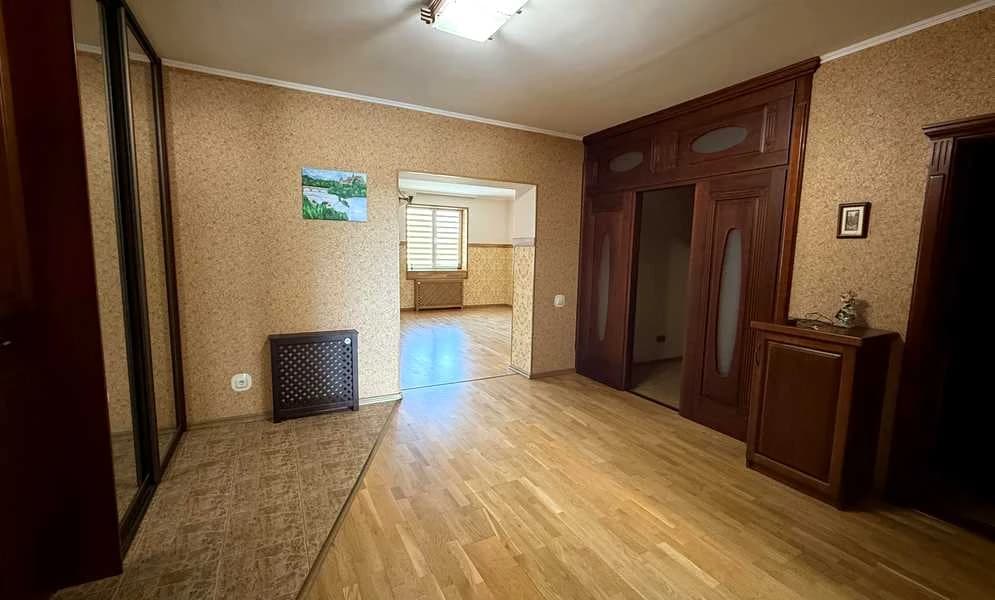 4-кімнатна квартира, Рівне: дворівнева, автономне газове опалення - фото 2