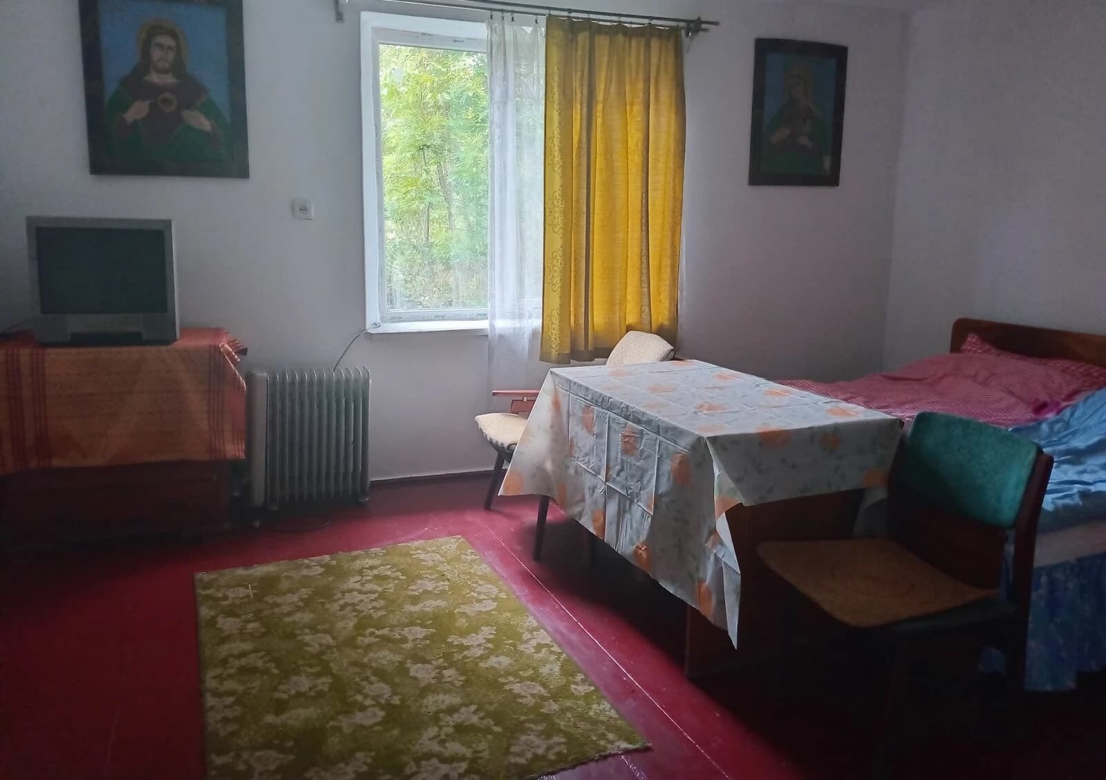 Будинок, Черневе: 31 сотка, 2 спальні, криниця - фото 4