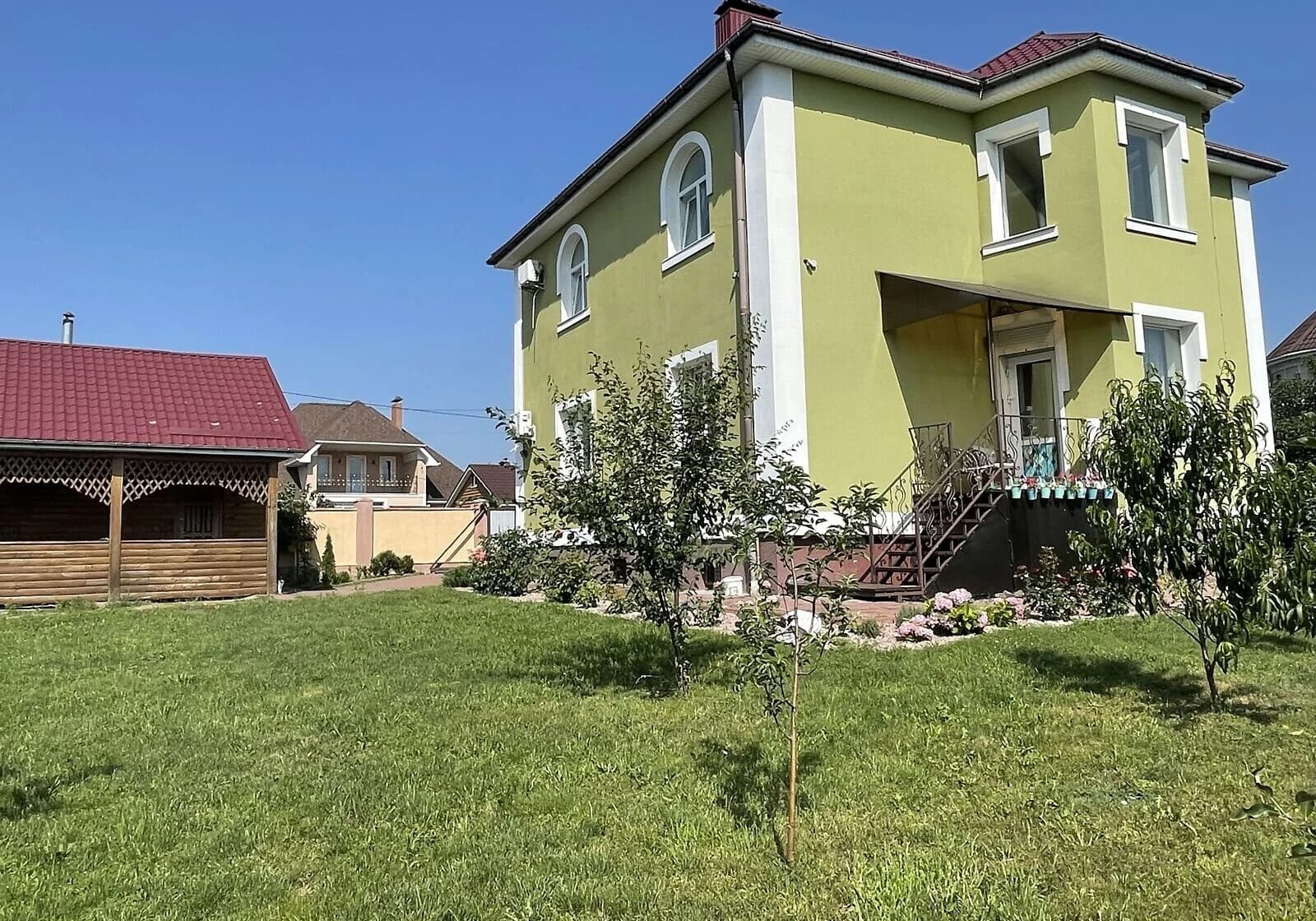 Будинок, Чернігів: сад, барбекю, джакузі