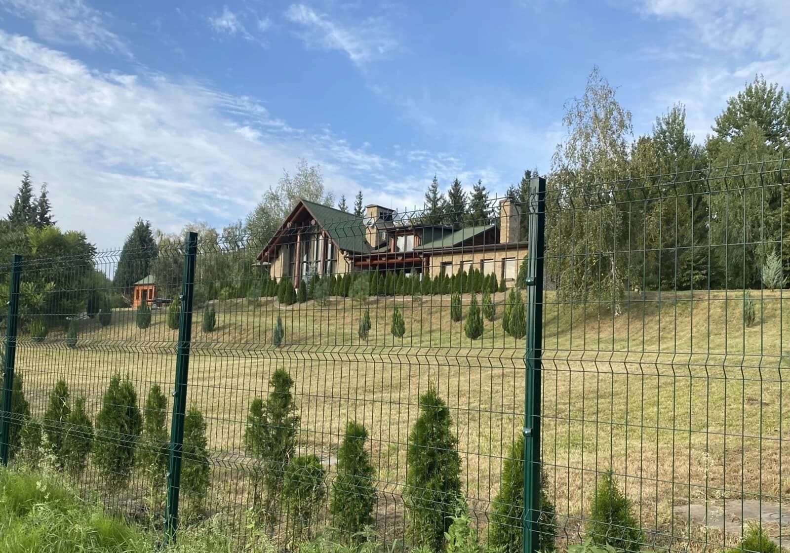 Дача, Сторожинець: басейн, 5 спалень, резервне живлення - фото 3