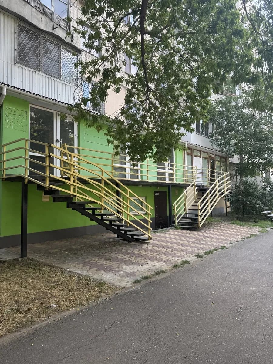 Кабінет, Таїрова: фасадний вхід, санвузол, високий трафік - фото 4