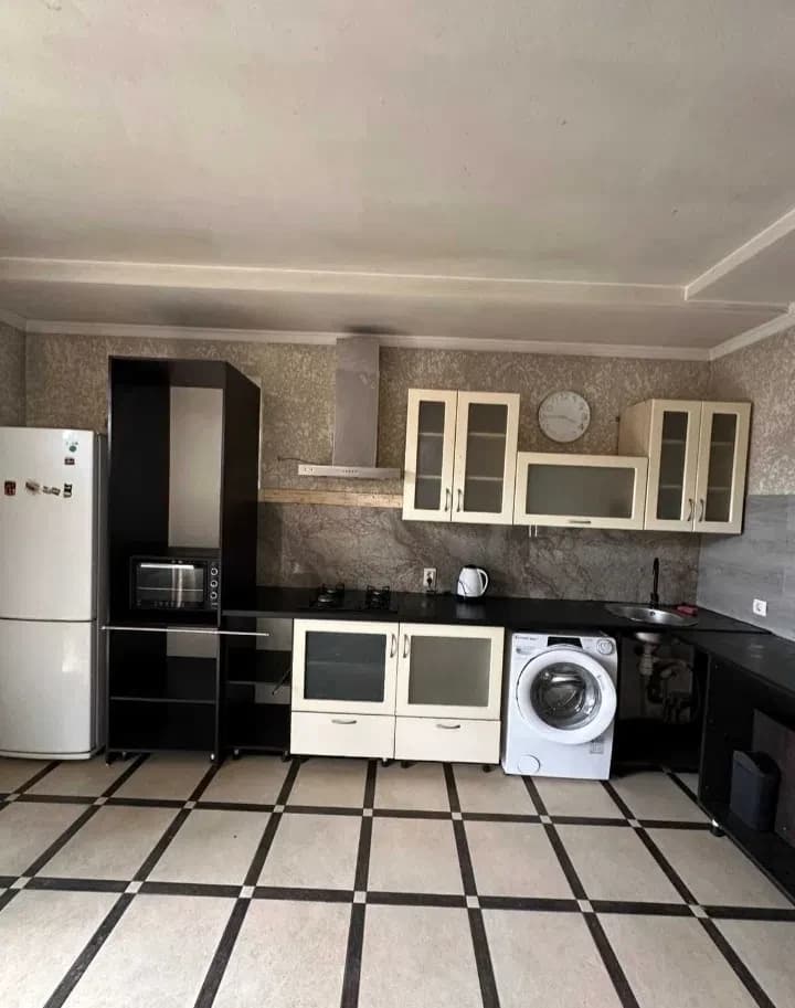 Будинок, Усатове: тераса 40 м², резервне живлення, 6 паркомісць - фото 3