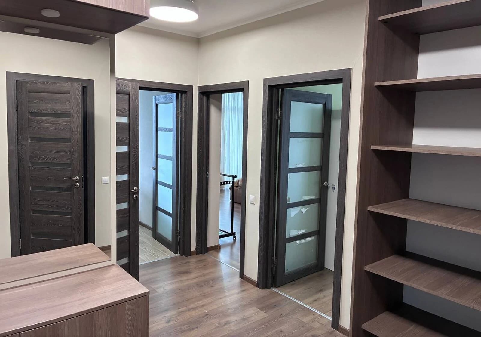 2-кімнатна квартира, Академмістечко: кухня-студія, ліфт без світла - фото 3