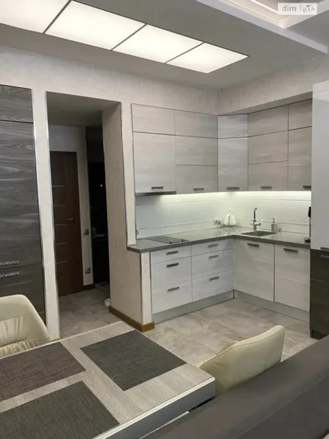 2-кімнатна квартира, Солом'янка: кухня-студія, підігрів підлоги - фото 4