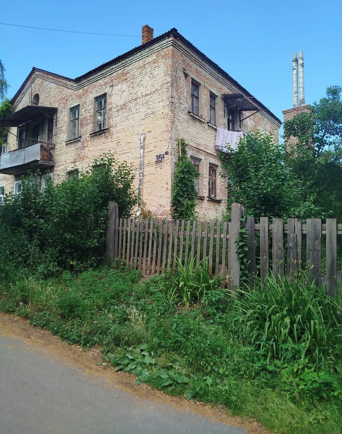 Кімната, Чернігів: автономна котельня, цегляний будинок