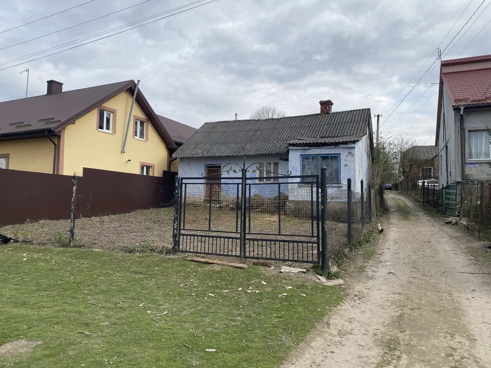 Будинок, Керниця: приватизовані дім і ділянка, магазин 100 м