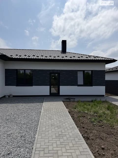 Дуплекс, Рованці: новобудова, 2 спальні, ділянка 2.7 сотки