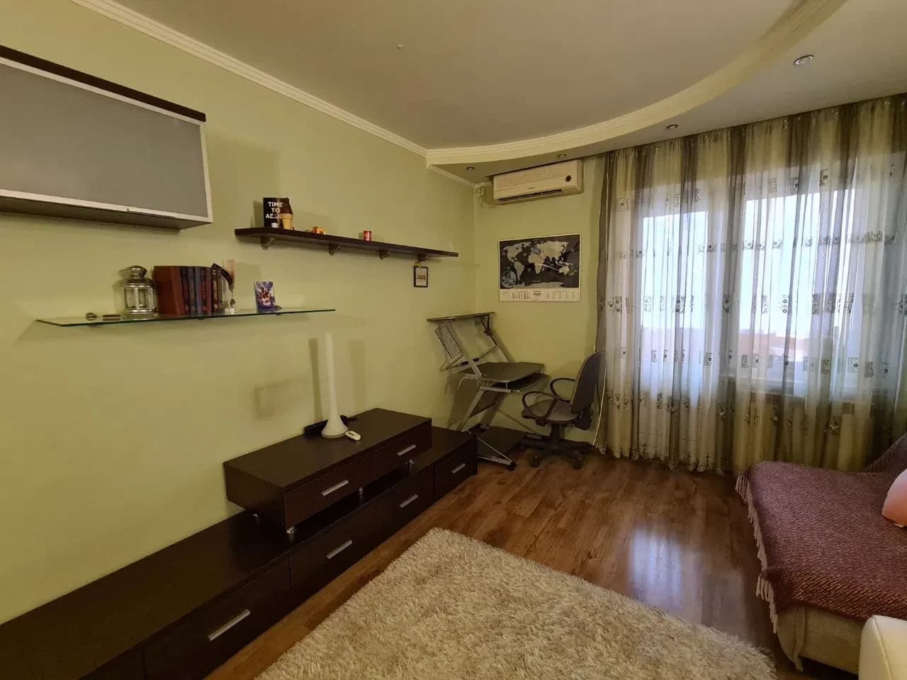 1-кімнатна квартира, Деснянський: вид на ліс і церкву, єОселя - фото 3