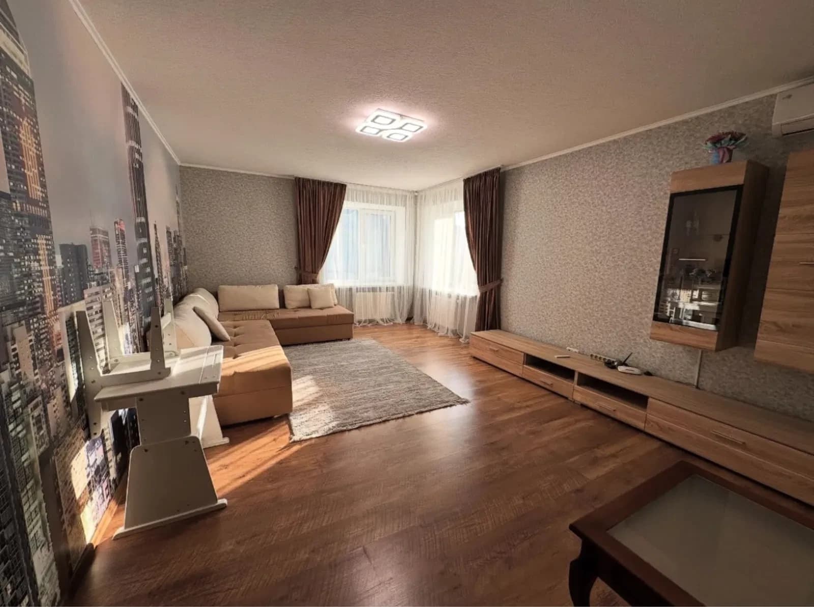 2-кімнатна квартира, Самар: автономне опалення, закритий двір - фото 1