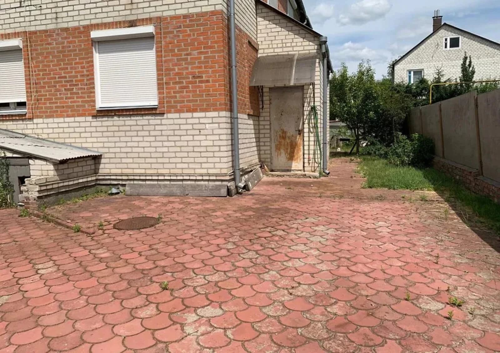 Будинок, Гризодубова: 6 соток, 3 поверхи, цегляні стіни - фото 2