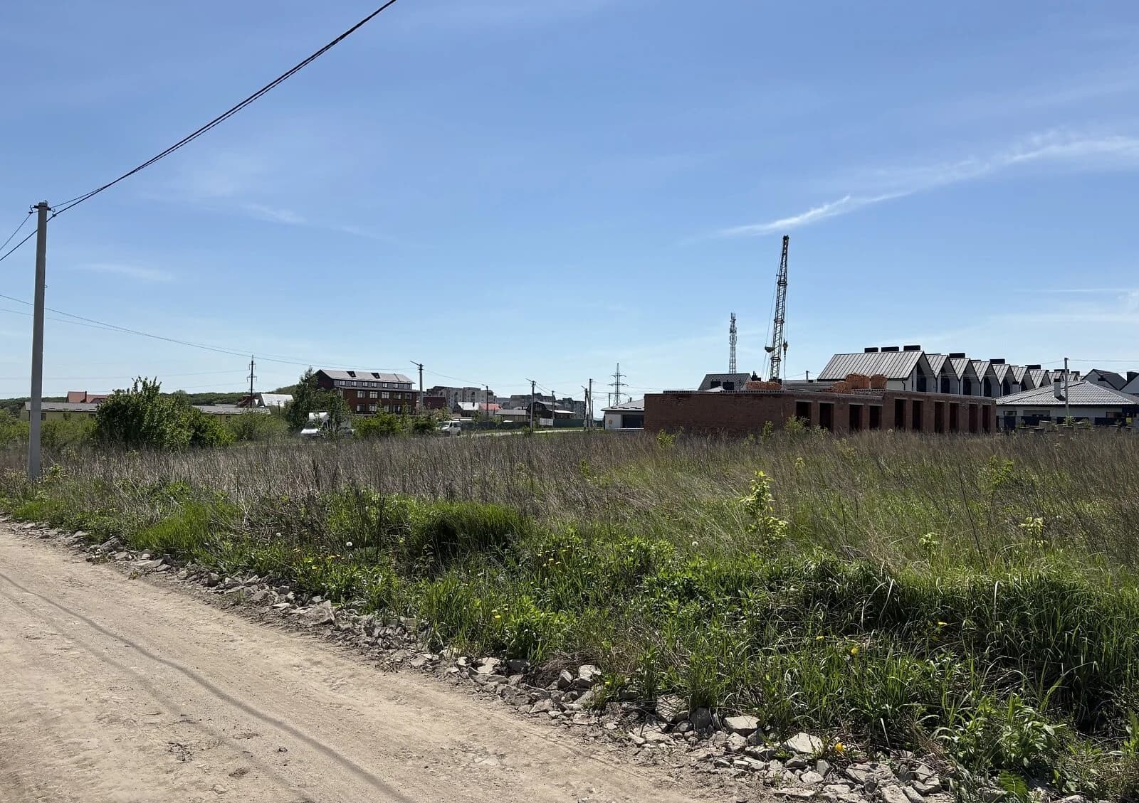 Ділянка 10 соток, Хмельницький: сад, електрика, під гараж