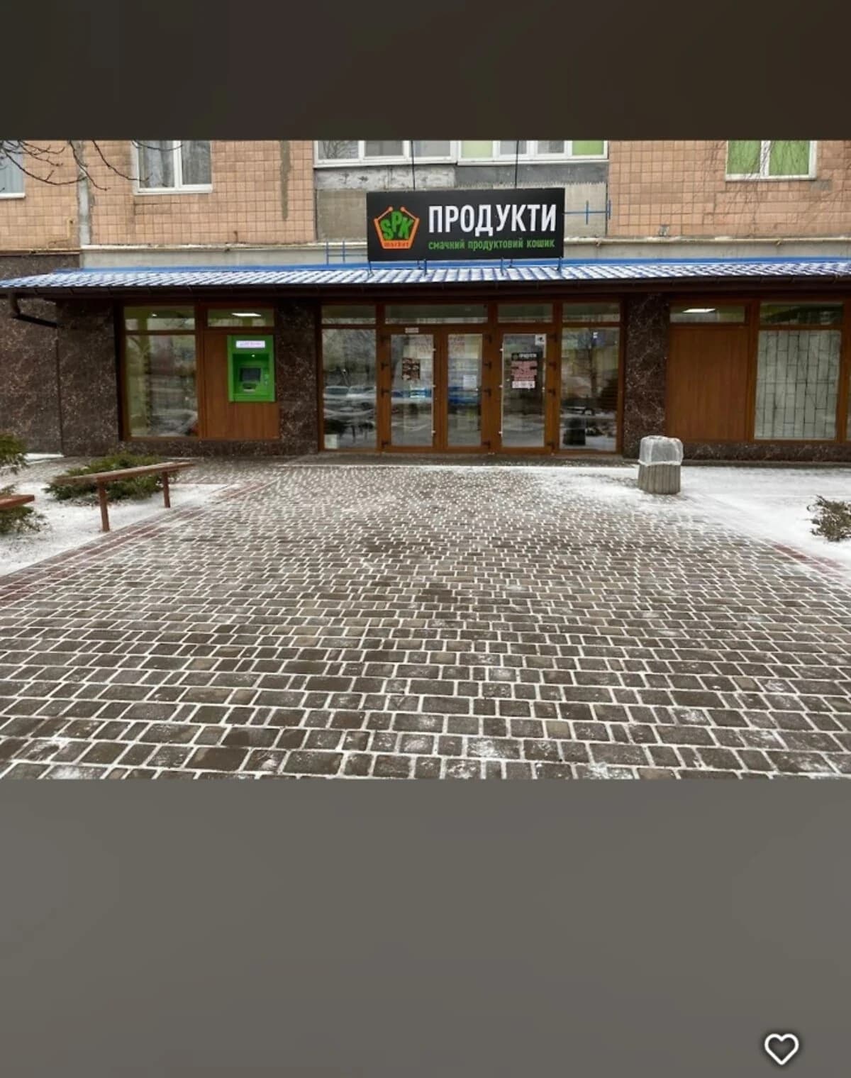 Комерційне приміщення, Фастів: дизайнерський ремонт, фасадне