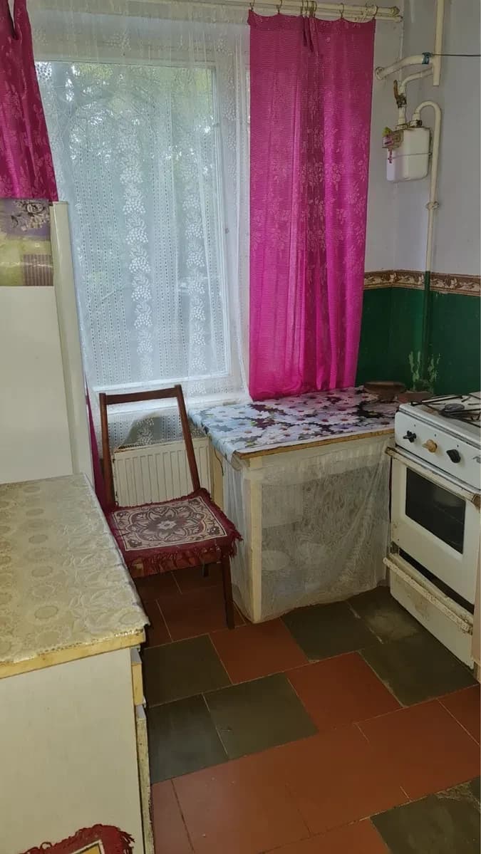 2-кімнатна квартира, Калуш: поруч із центром міста, потребує ремонту - фото 4