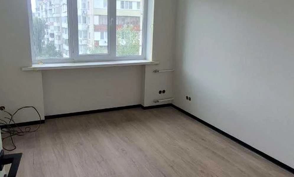 3-кімнатна квартира, Дніпровський: під чистову обробку, два балкони - фото 4