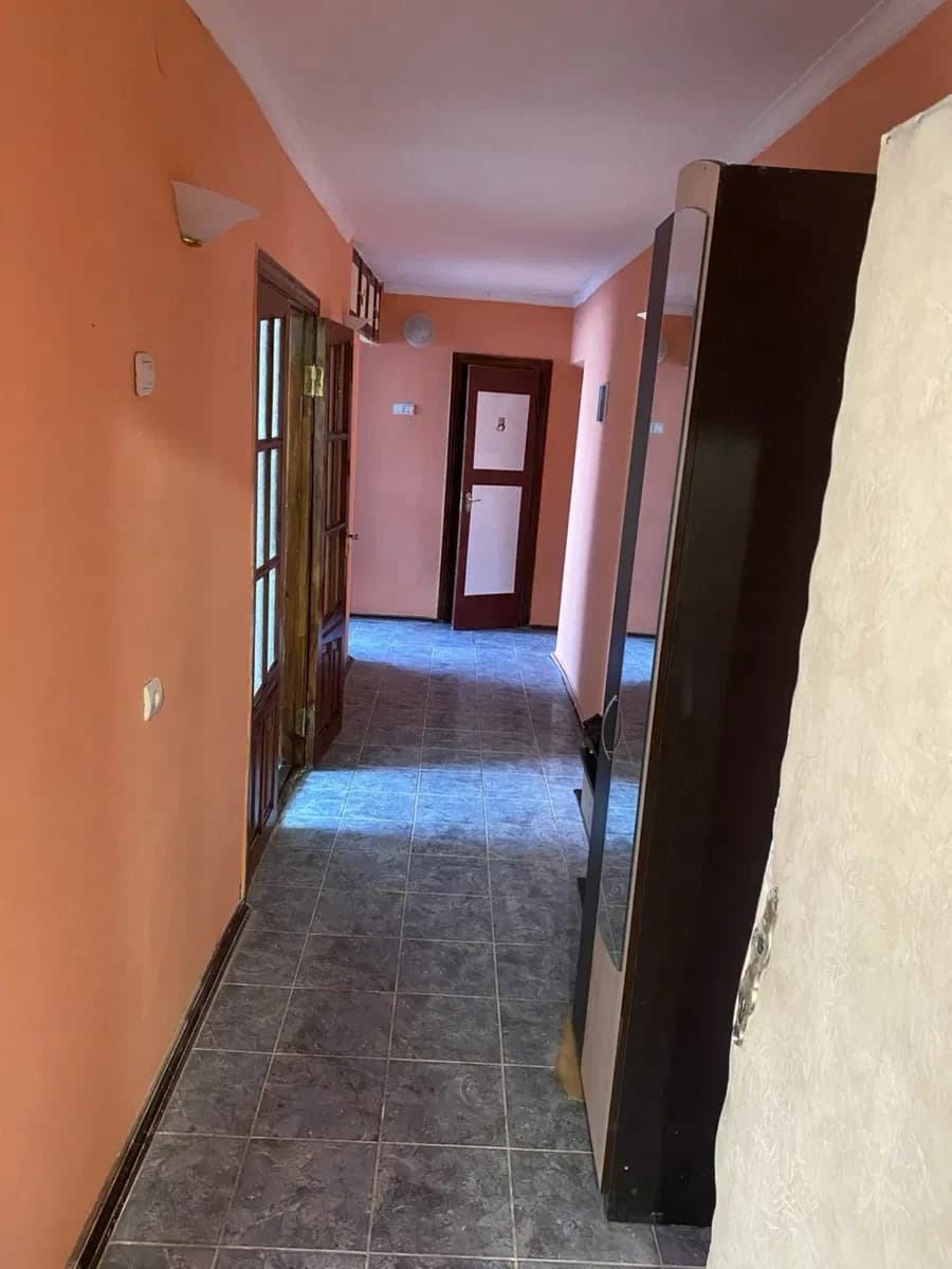 3-кімнатна квартира, Дніпровський: мебльована, 2 балкони - фото 1