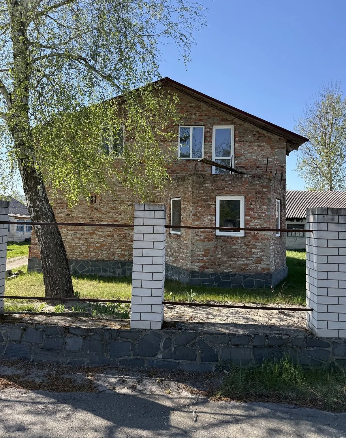 Будинок, Мартинівка: 25 соток, новобудова, гараж у прибудові - фото 1