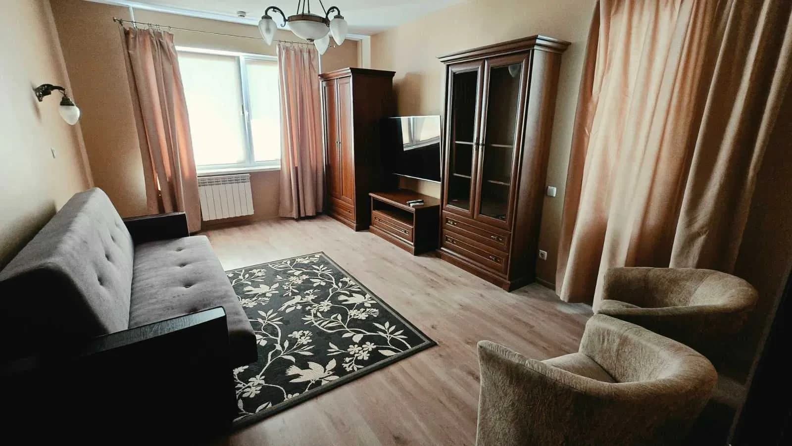 2-кімнатна квартира, Дарницький: генератор, тільки сім'ям - фото 1