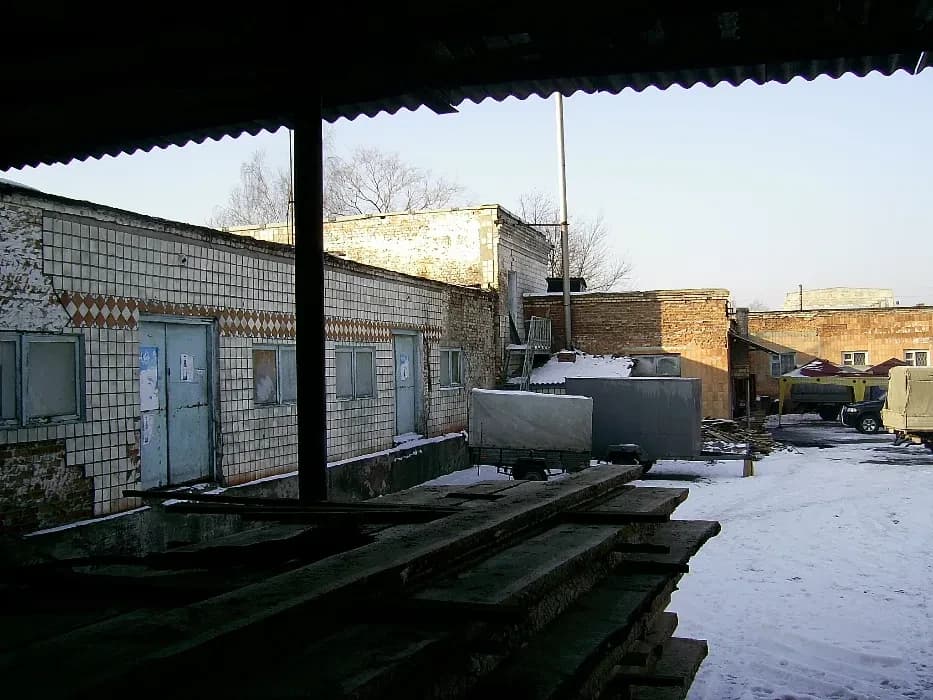 Склад, Сарни: рампа, залізнична колія, 2 поверхи - фото 5