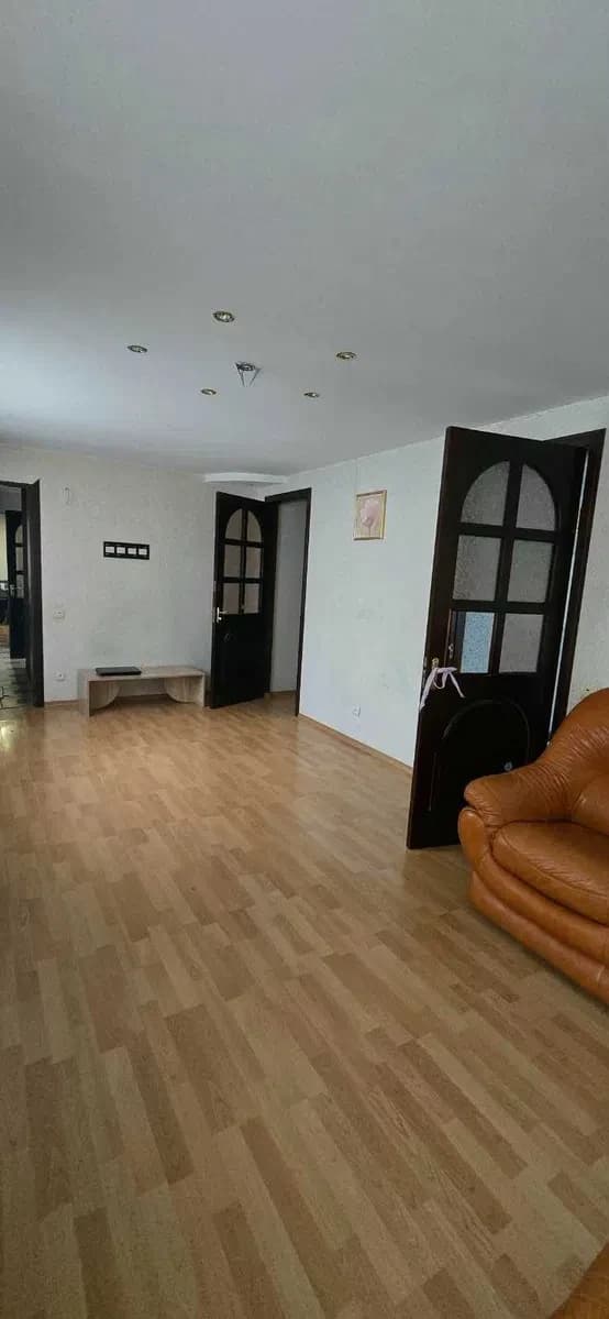 Будинок, Бердичів: 3 сотки, біля 8-ї школи, працює інтернет - фото 3