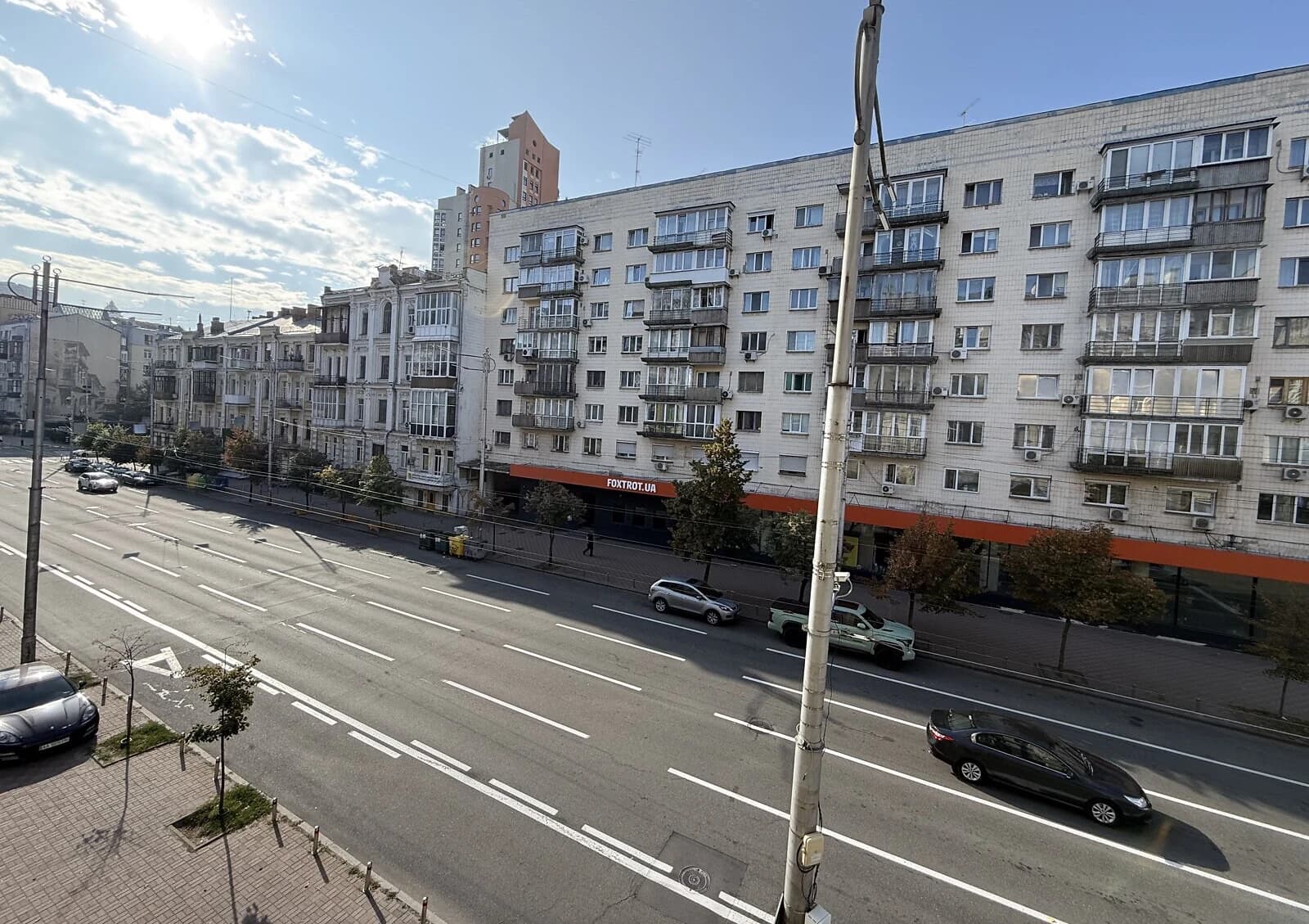 2-кімнатна квартира, Печерський: дизайнерський ремонт, стелі 3,8 м - фото 2