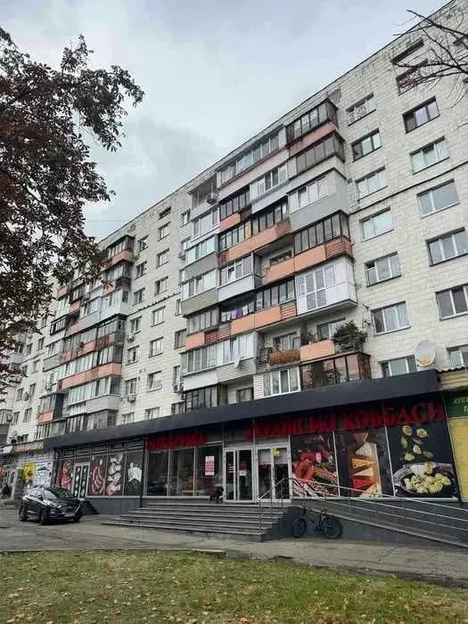 2-кімнатна квартира, Голосіївський: вид на Голосіївський парк, біля метро - фото 2