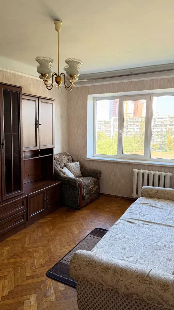 1-кімнатна квартира, Дніпровський: озеро Тельбін 12 хв, Дніпро 10 хв - фото 1