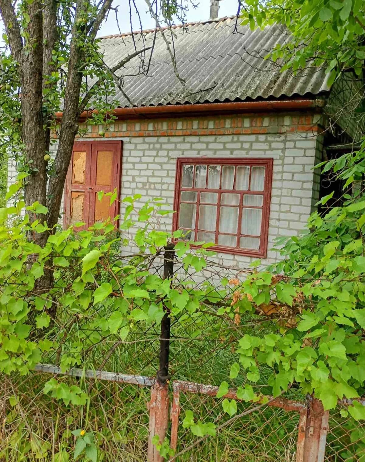 Дача, Велика Кохнівка: цегляні стіни, централізоване опалення
