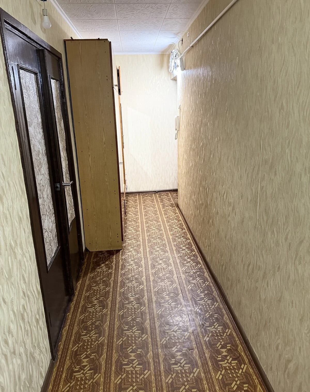 2-кімнатна квартира, Червоний Камінь: цегляні стіни, бойлер - фото 3