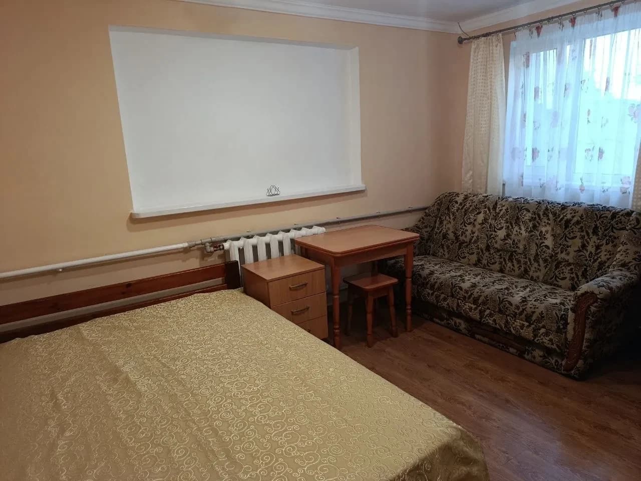 1-кімнатна квартира, Петропавлівська Борщагівка: з меблями, без тварин - фото 1