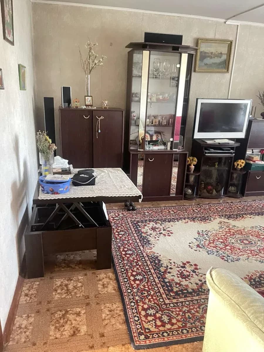 3-кімнатна квартира, Нова Боярка: роздільні кімнати, котельня поруч - фото 3