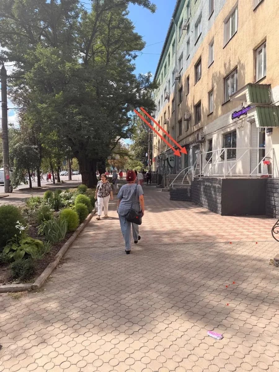 Магазин, Покровський: червона лінія, три окремі приміщення - фото 3