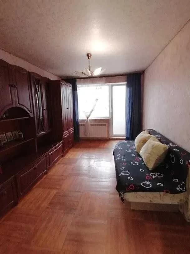 2-кімнатна квартира, Слобідський: якісний ремонт, паркет, меблі - фото 3