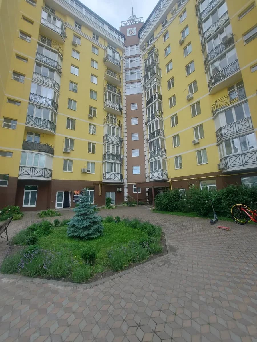 2-кімнатна квартира у ЖК Велесгард: вид на місто, власний котел