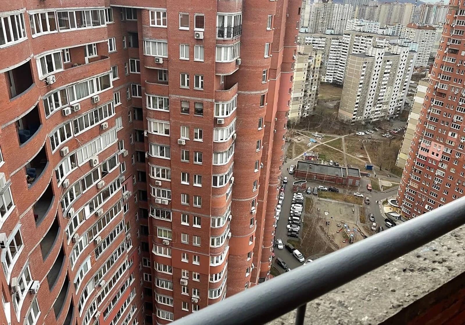 Пентхаус, Київ: багаторівневий, резервне живлення, метро Позняки - фото 1