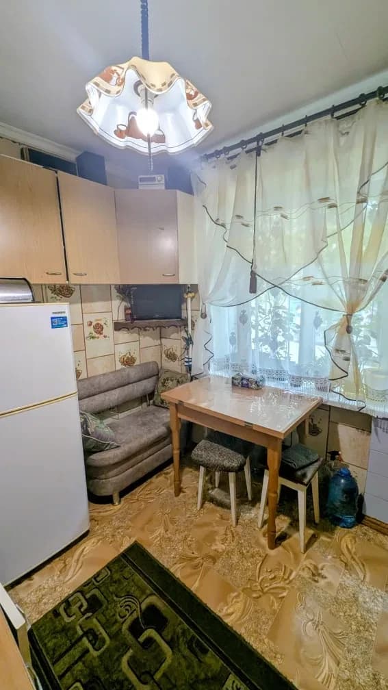1-кімнатна квартира, Подільський: закритий двір, газова колонка - фото 3