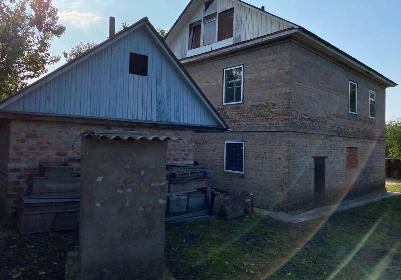 Будинок, Конотоп: централізоване опалення, цегляні стіни - фото 2