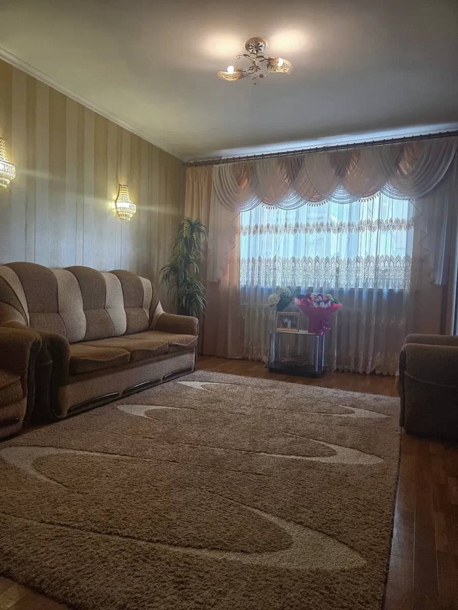 3-кімнатна квартира, Київський: три окремі кімнати, ТЦ Панорама