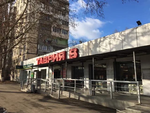 Чешка, Київський: без торгу, косметичний ремонт